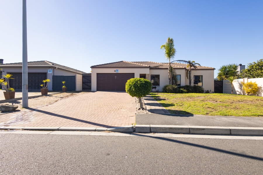 3 Bedroom Property for Sale in Sonkring Western Cape